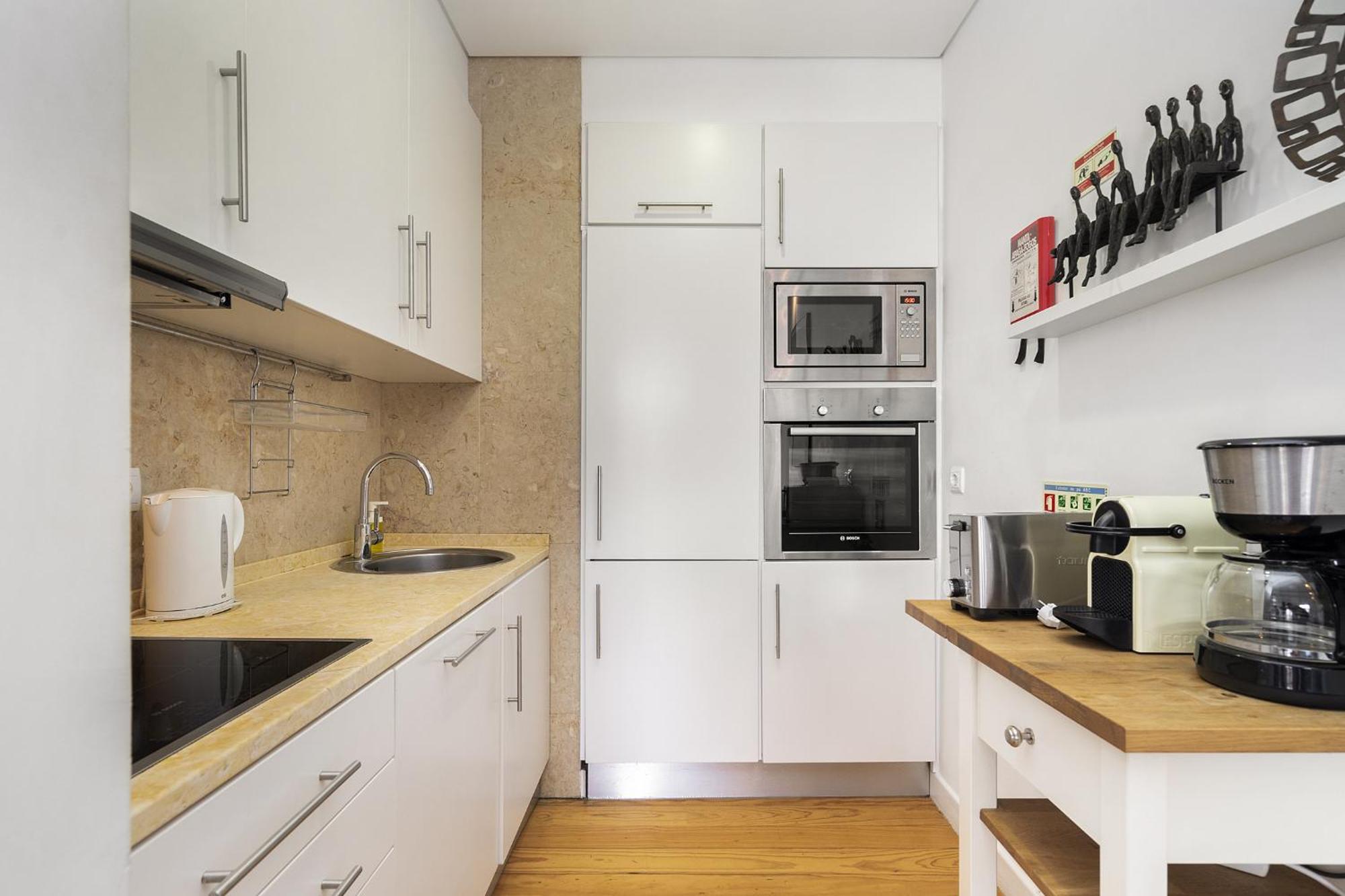 Whome Boho-chic Santos Apartment: Industriais 7 Lisboa